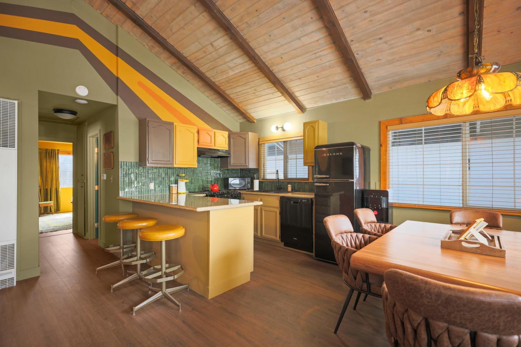 Sessions Retreat & Hotel Big Bear Lake Exterior photo